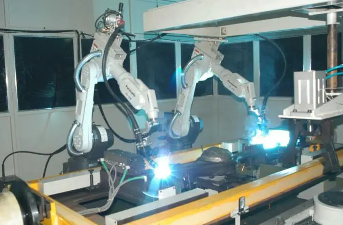 焊接工业机器人的优势体现在哪里？